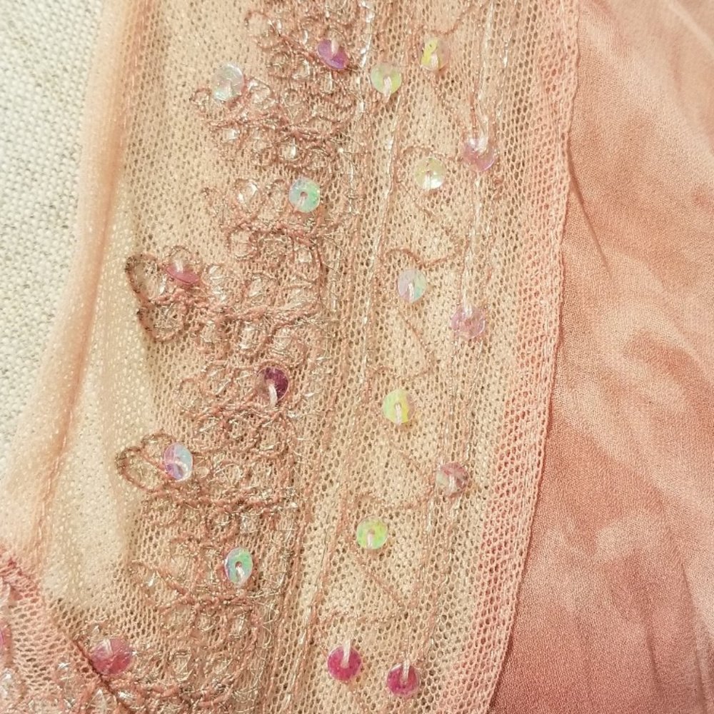 Guess Beaded Tunic Size Medium - Picture 3 of 9